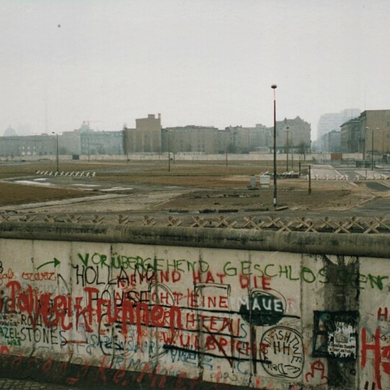 A view from East Berlin over the Berlin Wall in 1983